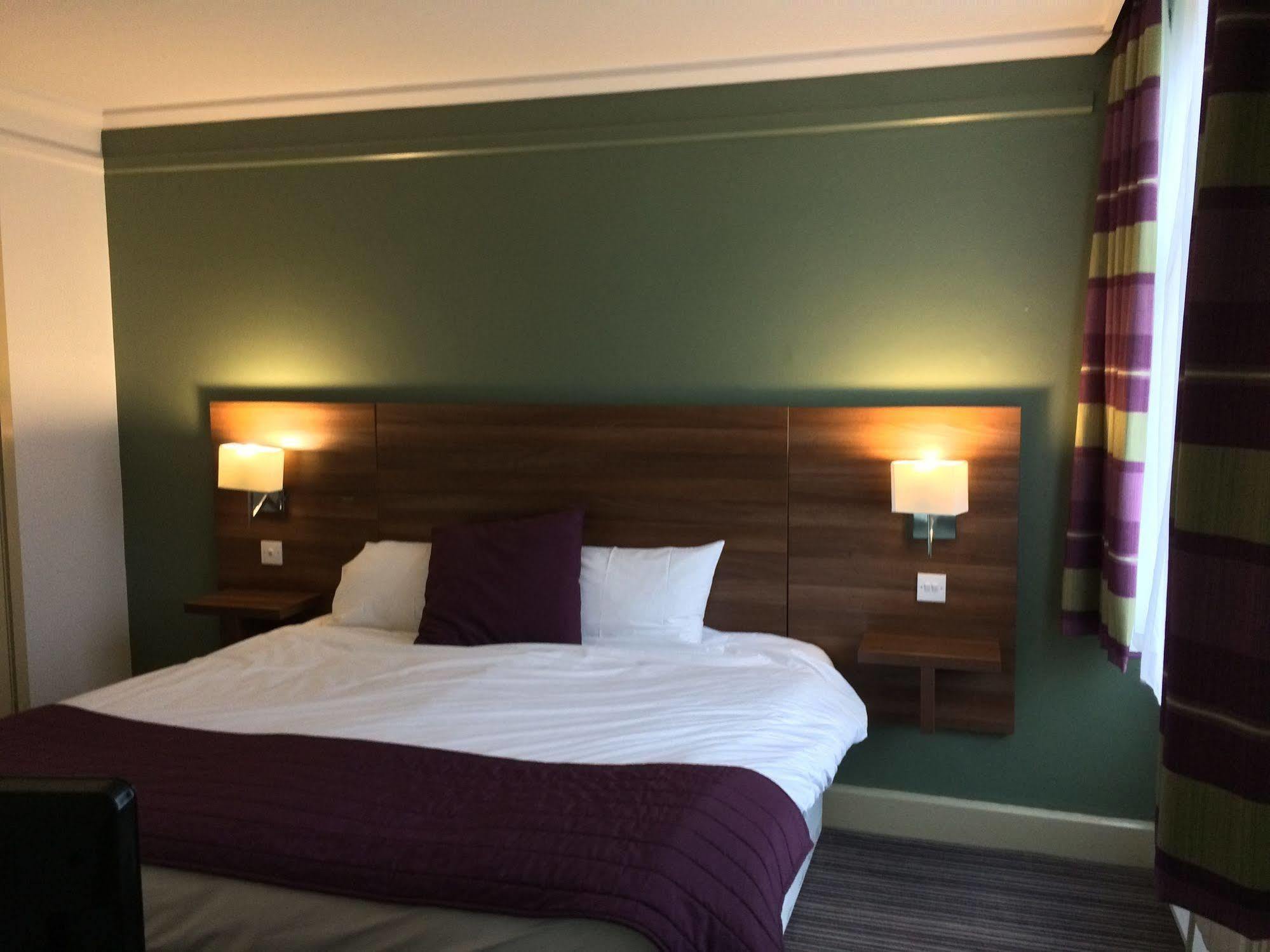 Yorkshire Gateway Hotel South Milford Extérieur photo