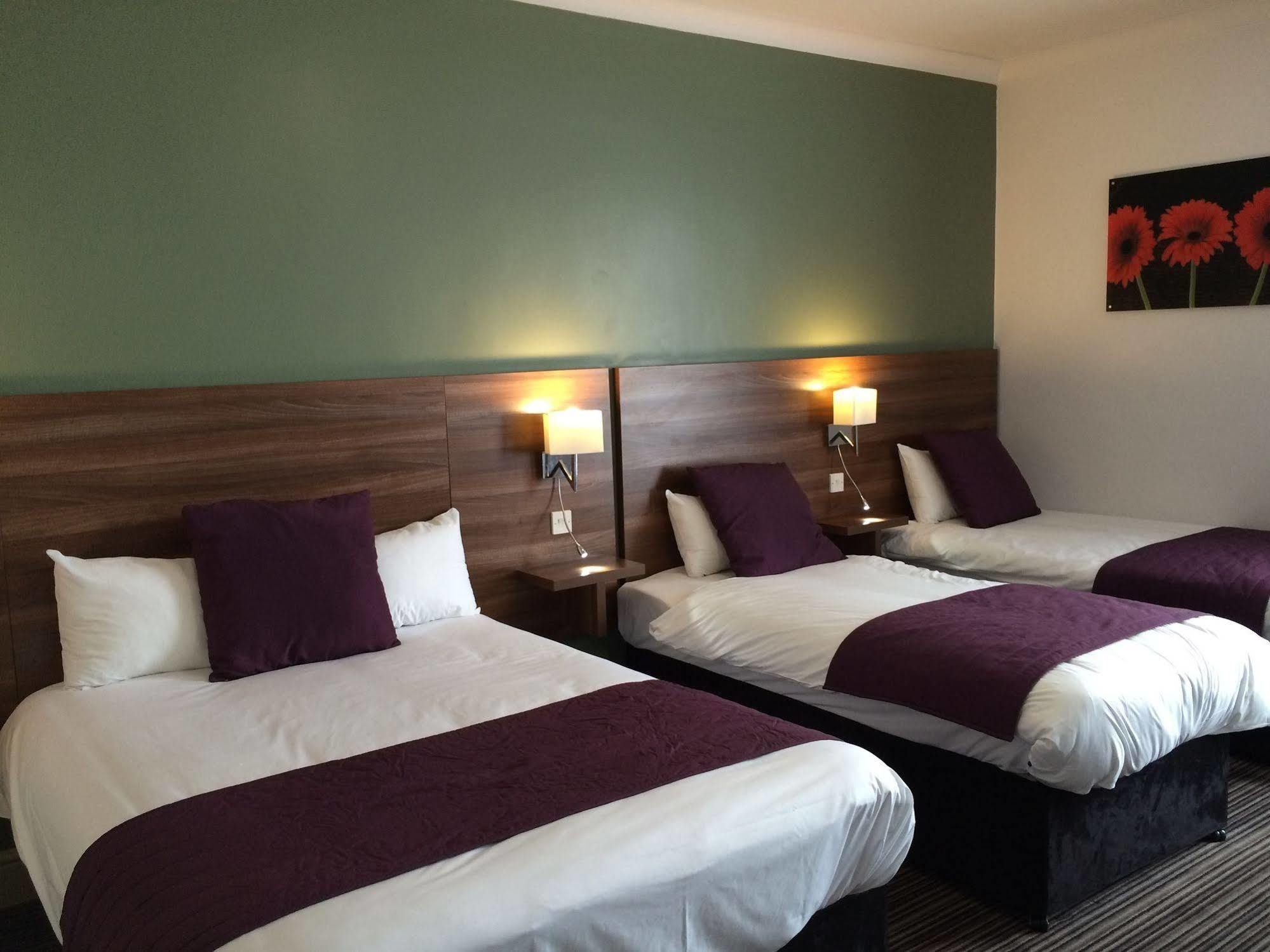 Yorkshire Gateway Hotel South Milford Extérieur photo
