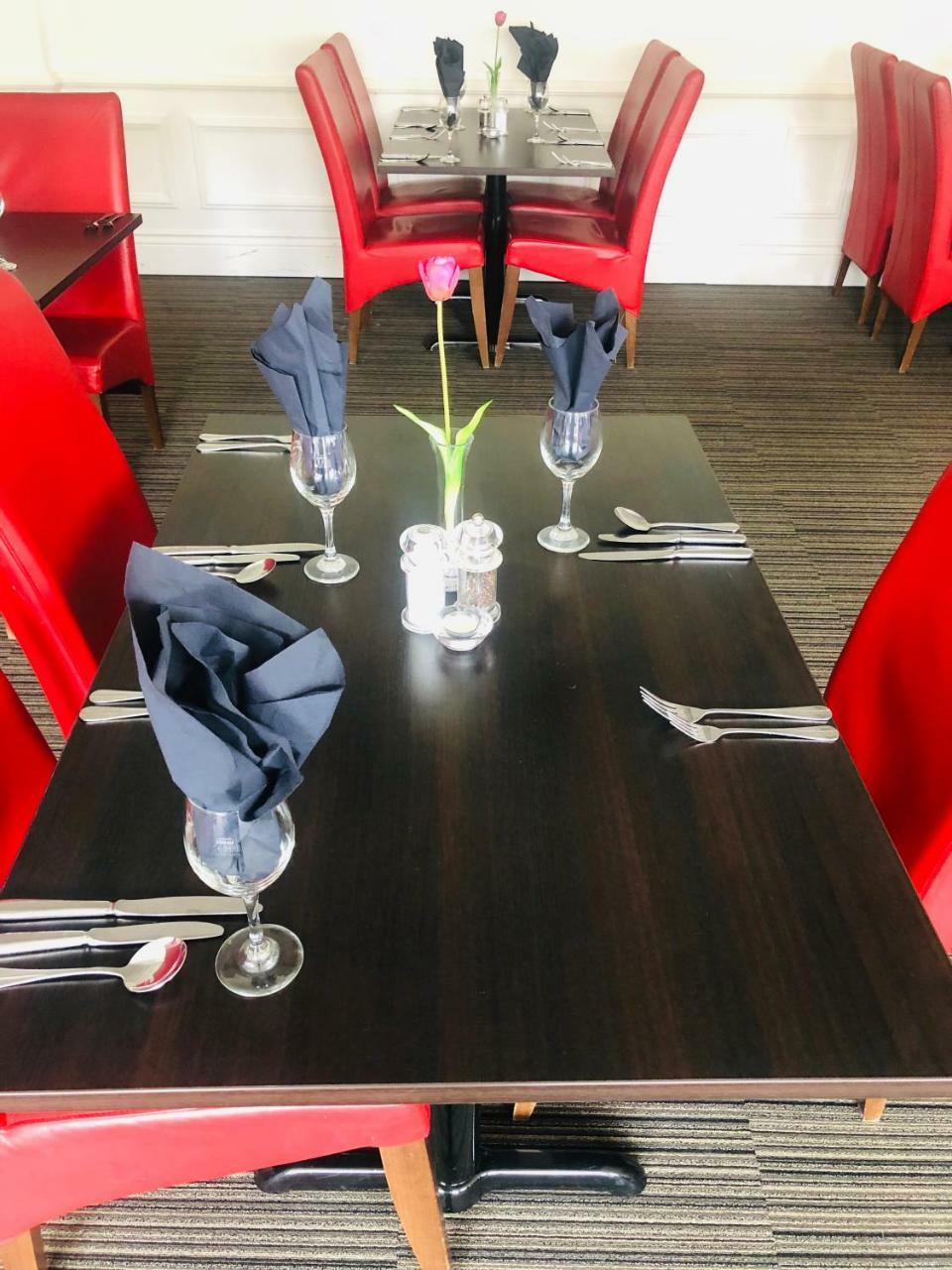 Yorkshire Gateway Hotel South Milford Extérieur photo